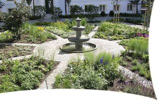 Innenhof in München Stöppel Garten- und Landschaftsbau GmbH